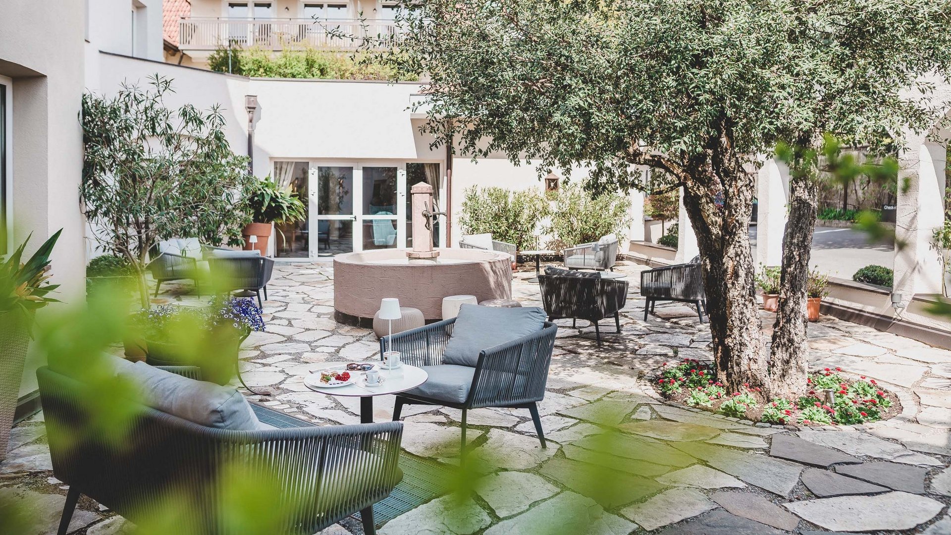 Your hotel in Meran with a pool